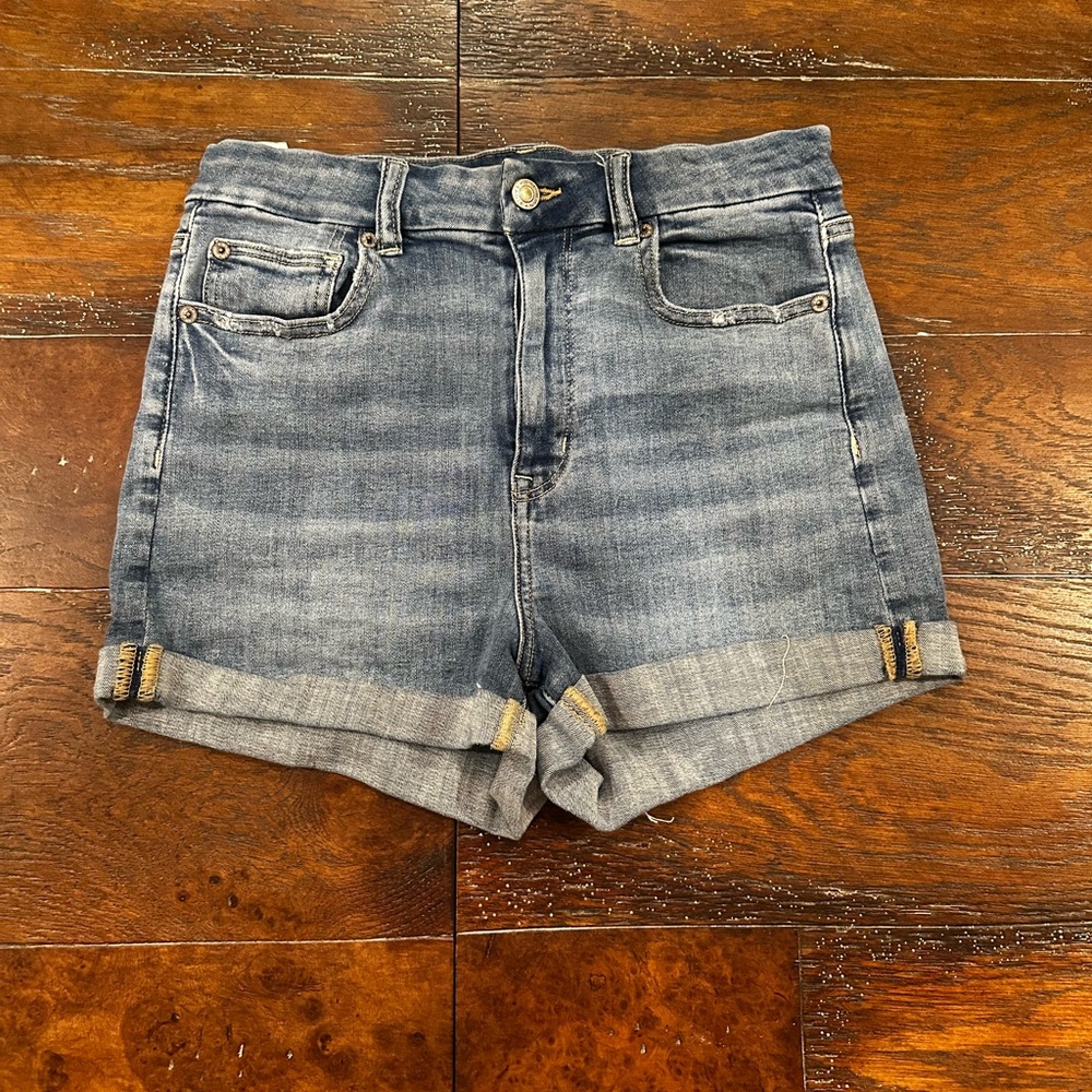 American Eagle Curvy High Rise Shorties